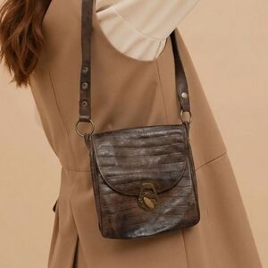 Vintage Leather Croc Textured Bag